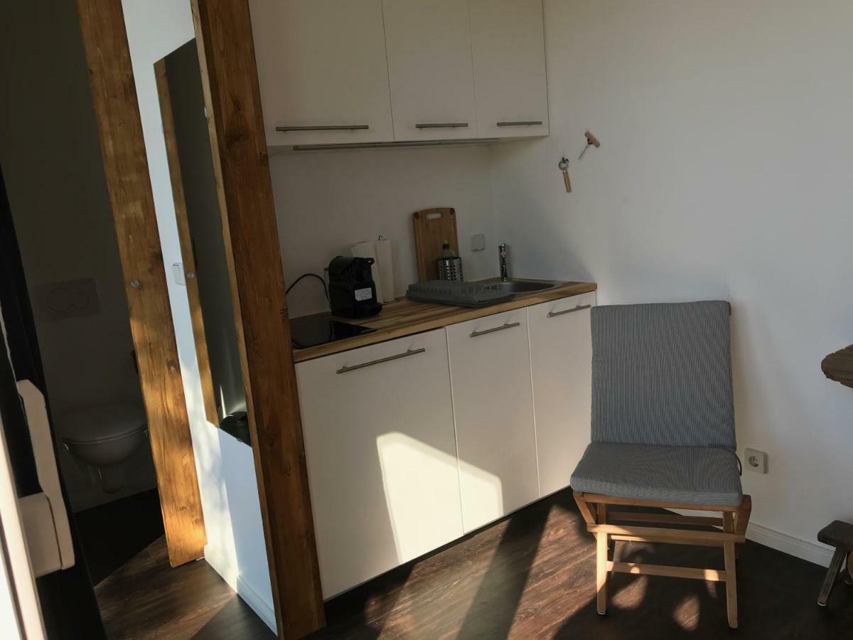 Alojamento Tiny House Oder Auf Der Sunset Marina Berlim